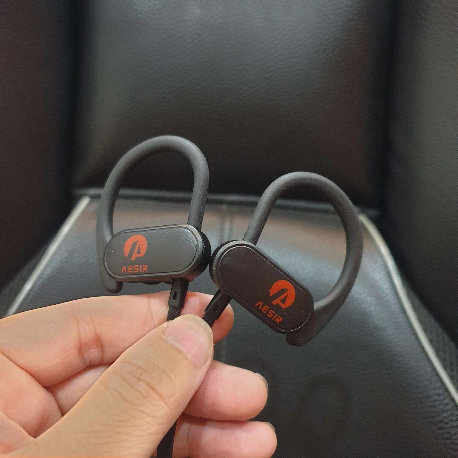 Tai nghe không dây bluetooth AESIR